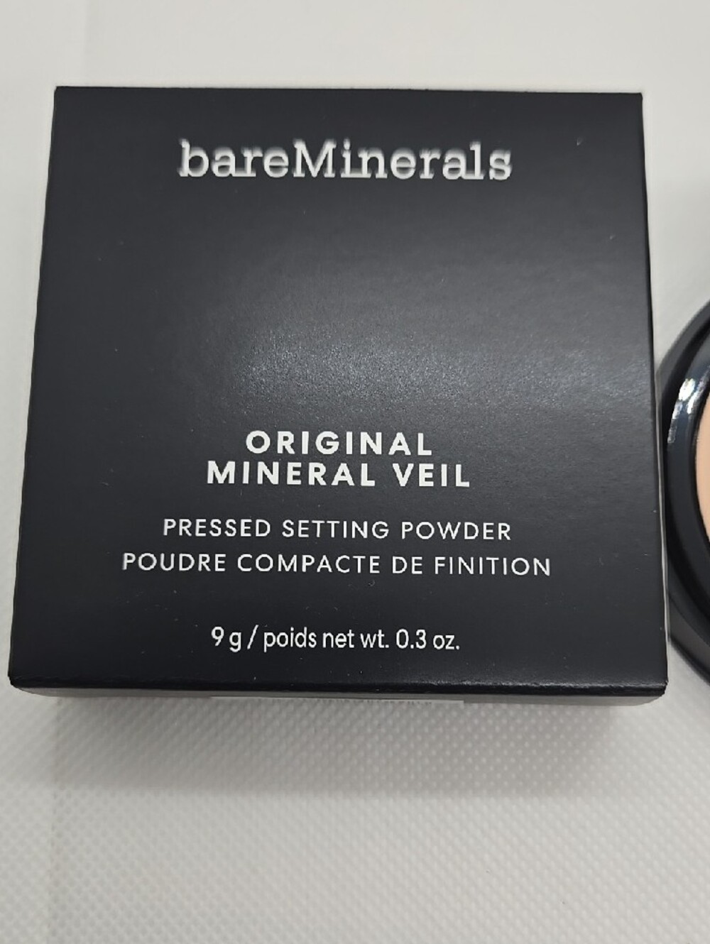 bareMinerals Pressed Setting Powder Compact - Sheer Light - Picture 2 of 5